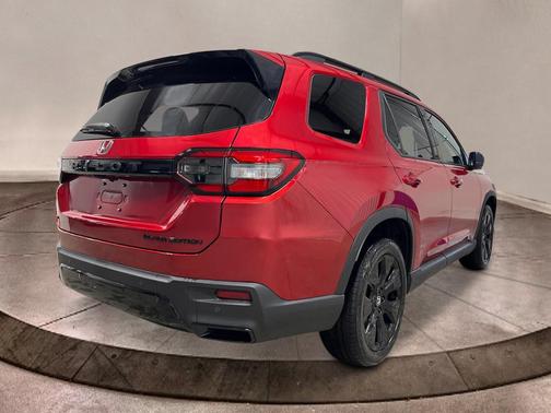 Radiant Red Metallic II 2026 Honda Pilot Black Edition
