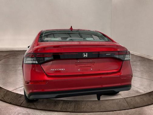 2025 Honda Accord LX 1.5T