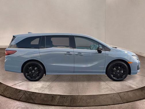 Sonic Gray Pearl 2026 Honda Odyssey Sport-L