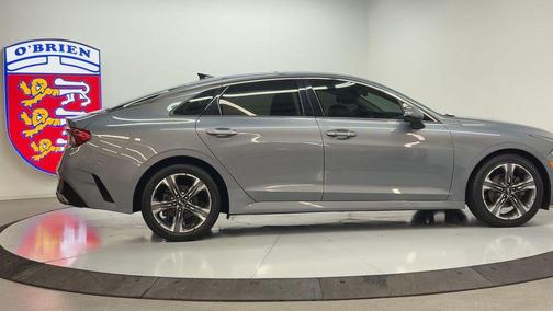 Everlasting Silver 2021 Kia K5 EX