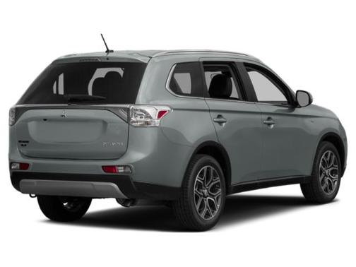 2015 Mitsubishi Outlander ES