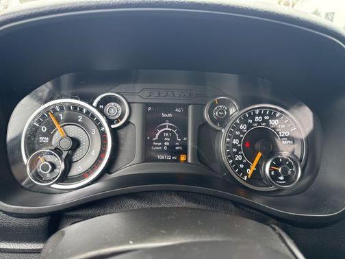 2019 RAM 2500 Tradesman Crew Cab 4x4 8' Box