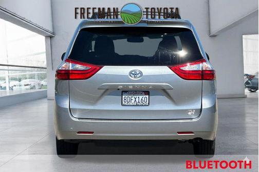 2018 Toyota Sienna XLE