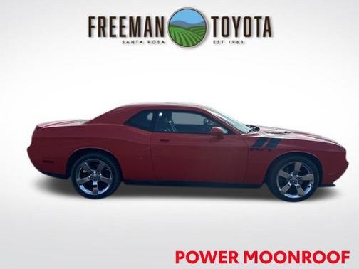 Hemi Orange Pearl Coat 2010 Dodge Challenger R/T