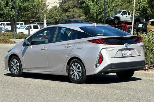 2021 Toyota Prius Prime LE