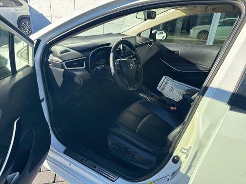 2022 Toyota Corolla Hybrid LE