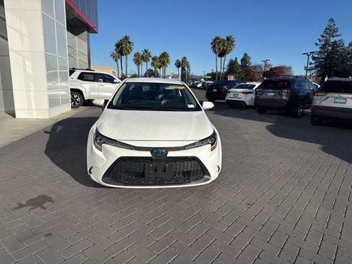 2022 Toyota Corolla Hybrid LE