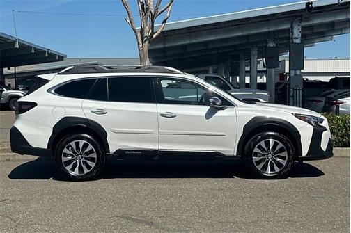 2025 Subaru Outback Touring XT