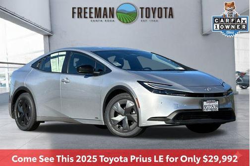 2025 Toyota Prius LE