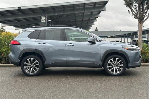 2022 Toyota Corolla Cross XLE