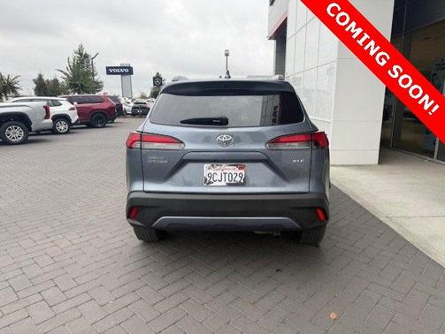 2022 Toyota Corolla Cross XLE