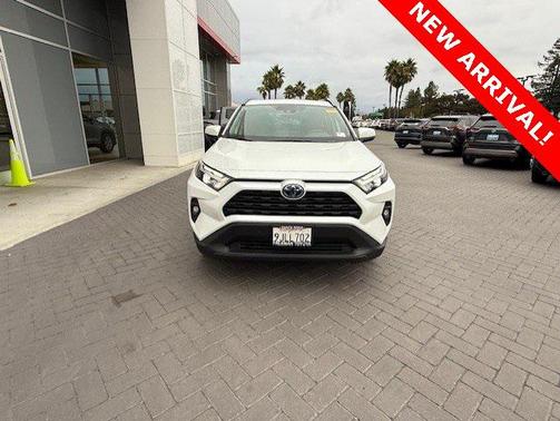 2024 Toyota RAV4 Hybrid XLE Premium