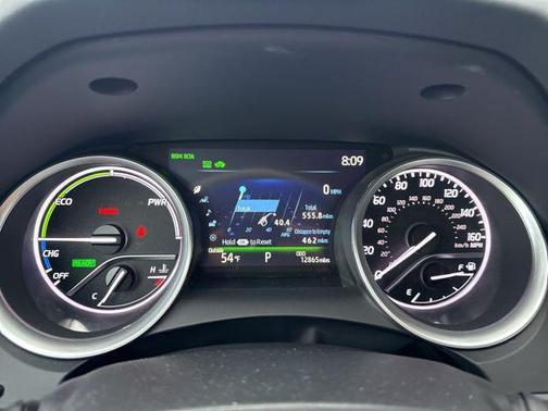 2024 Toyota Camry Hybrid XLE