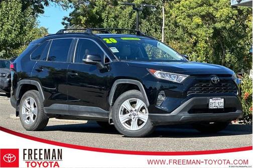 2020 Toyota RAV4 XLE