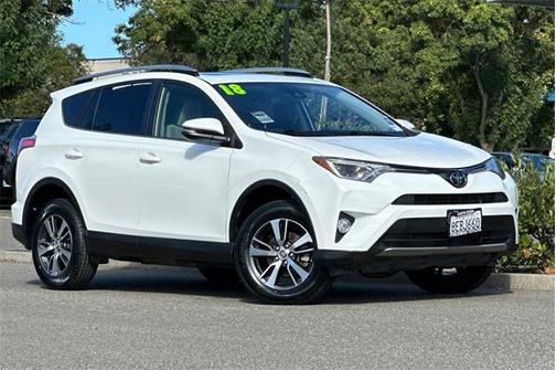 2018 Toyota RAV4 XLE