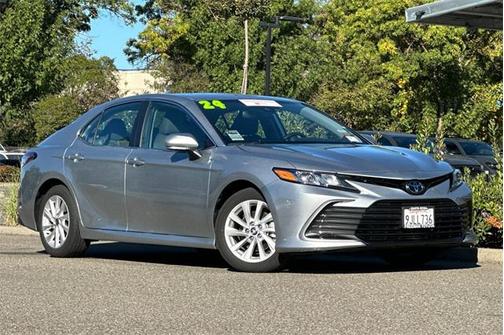 2024 Toyota Camry LE