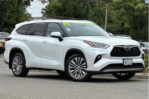 2022 Toyota Highlander Platinum