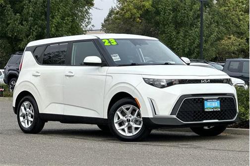 2023 Kia Soul LX