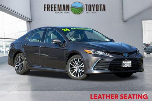 2024 Toyota Camry Hybrid XLE