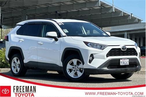 2021 Toyota RAV4 XLE