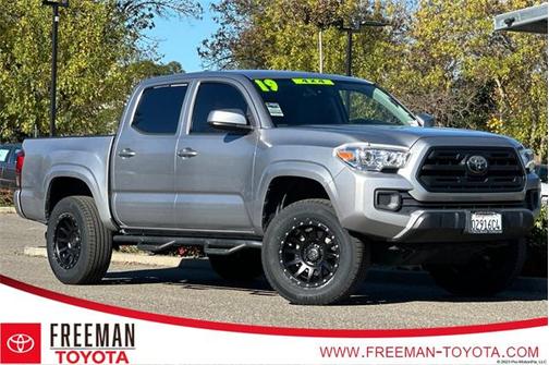 2019 Toyota Tacoma SR