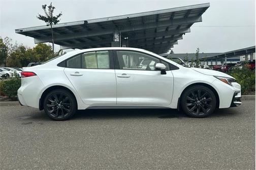 2025 Toyota Corolla SE