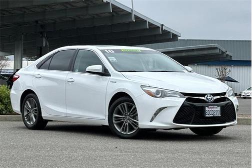 2016 Toyota Camry Hybrid SE