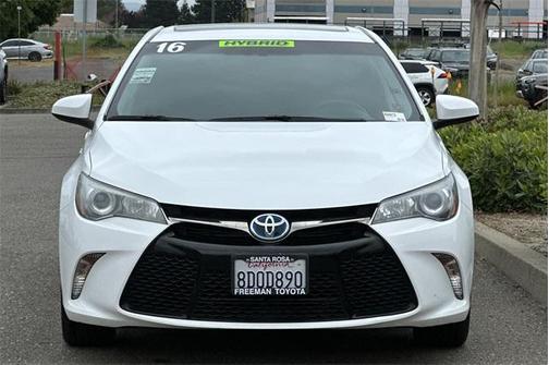 2016 Toyota Camry Hybrid SE
