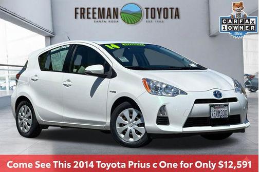 Moonglow 2014 Toyota Prius c One
