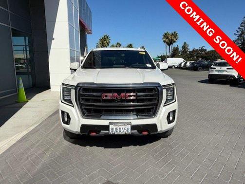 2021 GMC Yukon 4WD AT4