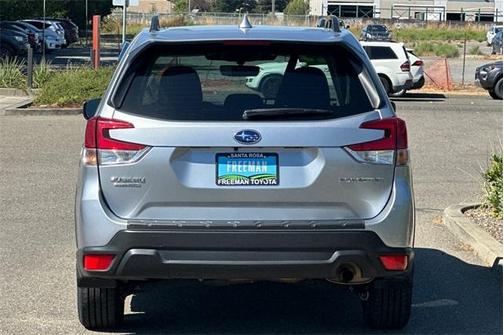 2023 Subaru Forester 2.5i Premium