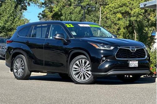 2022 Toyota Highlander Platinum