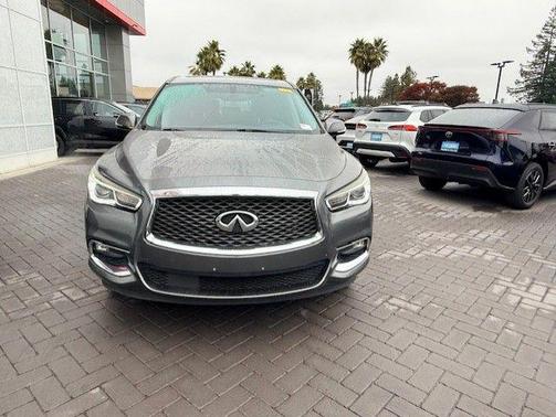 2017 INFINITI QX60 Base