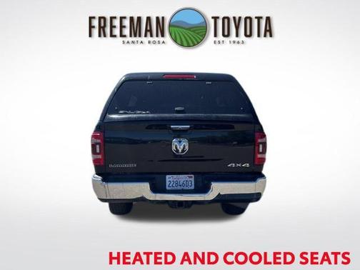 Diamond Black Crystal Pearlcoat 2020 RAM 2500 Laramie Crew Cab 4x4 8' Box