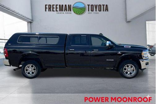 Diamond Black Crystal Pearlcoat 2020 RAM 2500 Laramie Crew Cab 4x4 8' Box