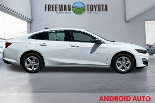 Summit White 2023 Chevrolet Malibu 1LS