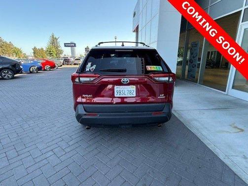 2022 Toyota RAV4 Hybrid LE