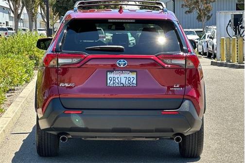 2022 Toyota RAV4 Hybrid LE