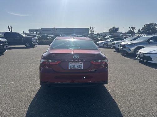 2022 Toyota Camry LE