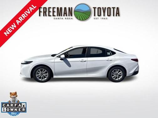 Ice Cap 2025 Toyota Camry LE