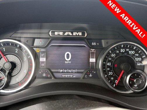 2022 RAM 3500 Big Horn Crew Cab 4x4 8' Box