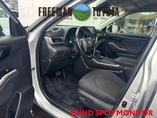 2021 Toyota Highlander Hybrid LE