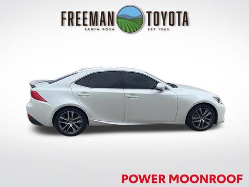 Eminent White Pearl 2018 Lexus IS 300 Base