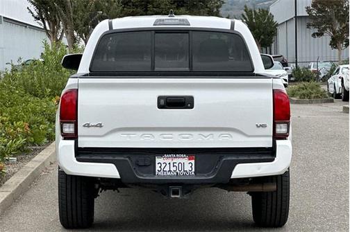 2022 Toyota Tacoma SR