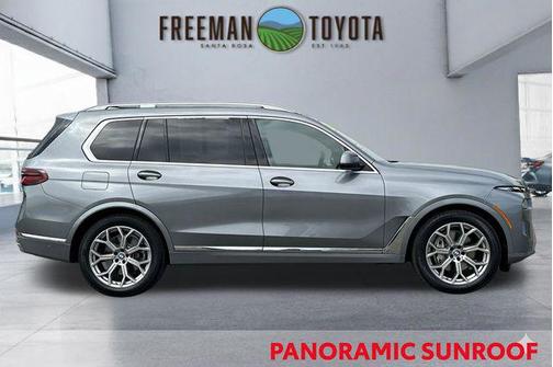 Skyscraper Grey Metallic 2024 BMW X7 xDrive40i