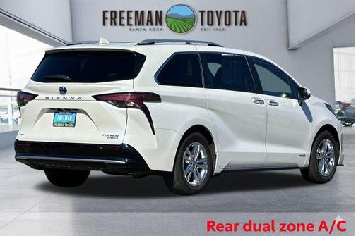 2021 Toyota Sienna Platinum 7 Passenger
