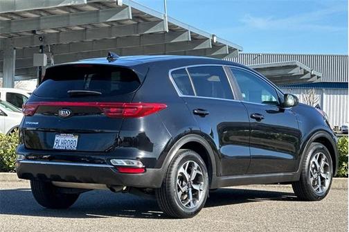 2022 Kia Sportage LX