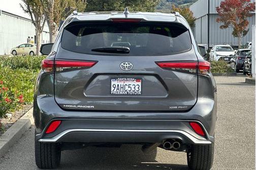 2022 Toyota Highlander XSE
