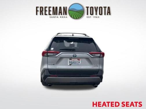 2021 Toyota RAV4 Hybrid SE