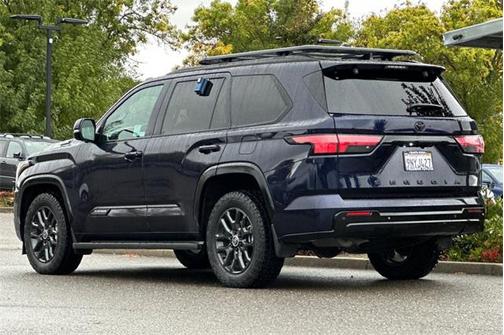 2024 Toyota Sequoia SR5